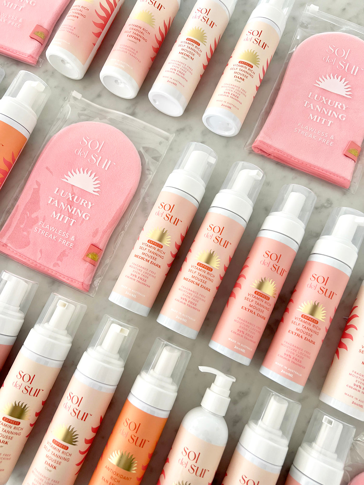 Medium Dark Tan + Daily Glow Bundle